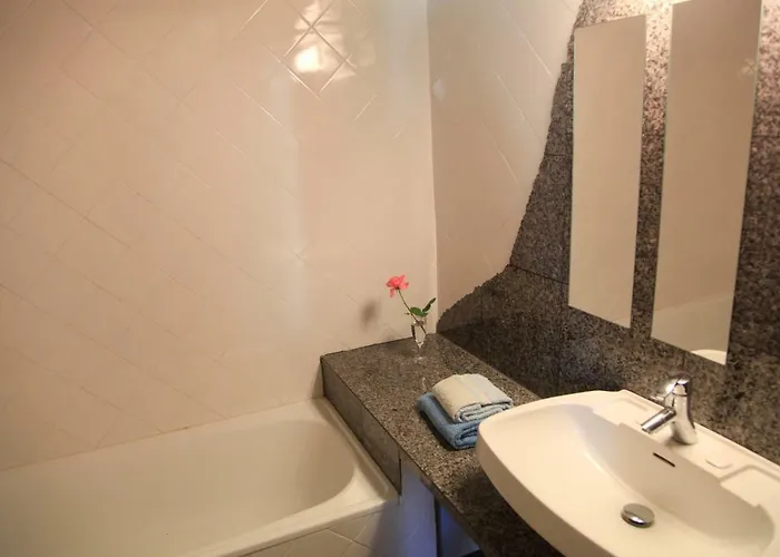 Quinta Teresinha * 埃斯坦巴