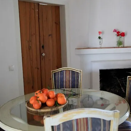 Quinta Teresinha Holiday home Estombar