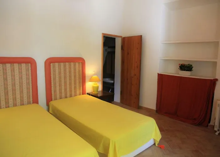 別荘 Quinta Teresinha エストンバル